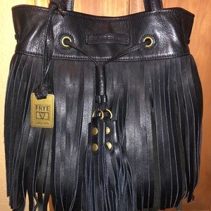 FRYE. Heidi Fringe bucket bag black